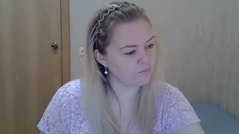 Snapshot of karennelsonx chatting on June 2026 08:16:02 AM karennelsonx online show from June 2026 08:16:02 AM