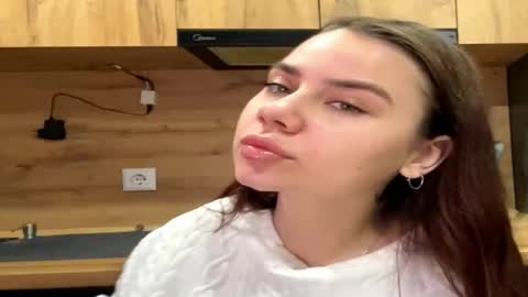 kareystutsman online show from December 2025 05:25:01 AM