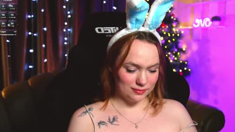 Snapshot of kari_lunna chatting on December 2024 06:20:02 AM Karoline online show from December 2024 06:20:02 AM