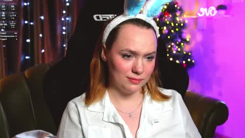 Snapshot of kari_lunna chatting on December 2024 09:24:01 AM Karoline online show from December 2024 09:24:01 AM