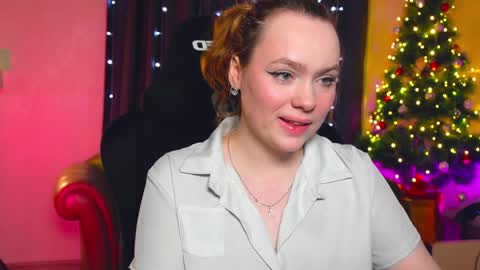 Snapshot of kari_lunna chatting on January 2025 03:40:01 AM Karoline online show from January 2025 03:40:01 AM