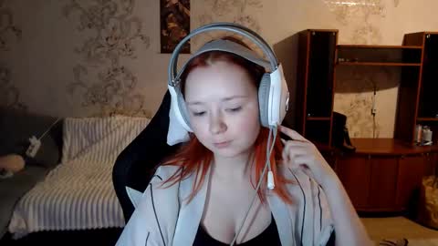 Lisa Backler online show from September 2025 04:18:01 PM