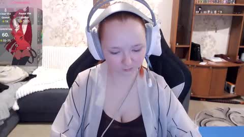 Lisa Backler online show from October 2025 05:45:02 PM