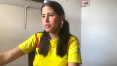 kariina candy and fox online show from June 2026 03:36:01 PM
