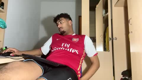 karim03larbi online show from March 2025 07:49:01 PM