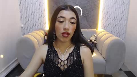 Snapshot of karime_b_ chatting on October 2025 12:39:02 PM karime_b_ online show from October 2025 12:39:02 PM