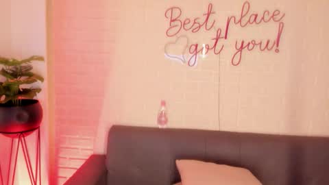 Kari online show from November 2025 11:25:01 AM