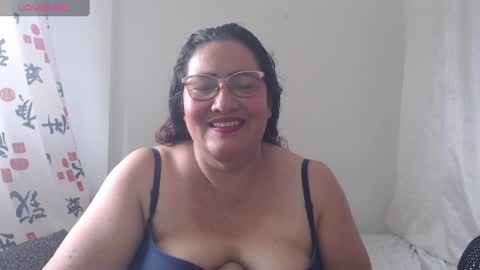 Karina online show from October 2025 03:21:01 PM