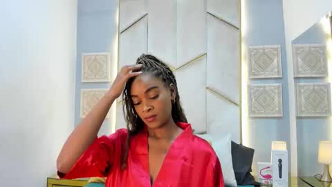 karinaacox online show from March 2026 12:33:02 PM