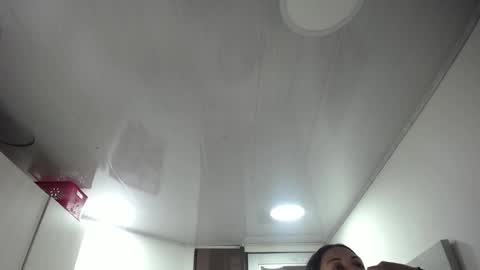 Karin online show from October 2025 12:01:02 PM