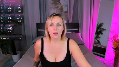 Karina  online show from December 2024 09:19:02 PM