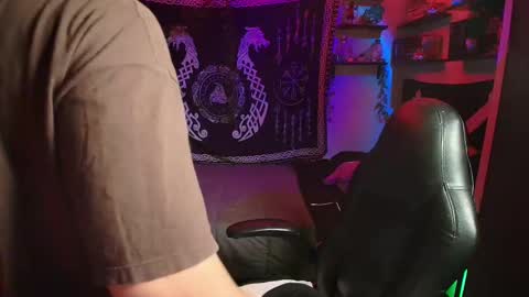 Snapshot of kariozzz chatting on October 2025 05:54:01 PM call me kai 3 online show from October 2025 05:54:01 PM