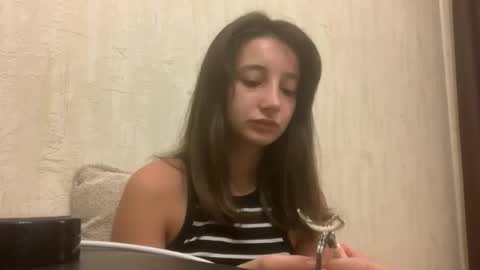 Emilia online show from September 2025 12:05:02 PM