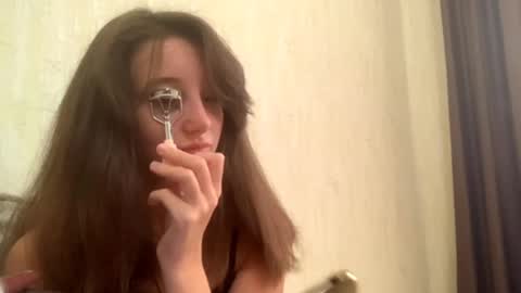 Emilia online show from September 2025 12:18:02 PM
