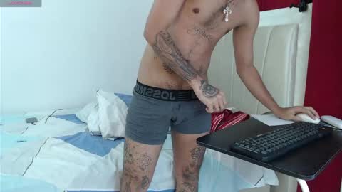 Snapshot of karl_kalvin chatting on May 2026 02:52:02 AM KARLA Y KALVIN online show from May 2026 02:52:02 AM