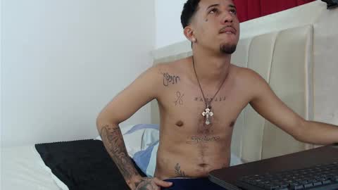 Snapshot of karl_kalvin chatting on May 2026 04:08:02 AM KARLA Y KALVIN online show from May 2026 04:08:02 AM