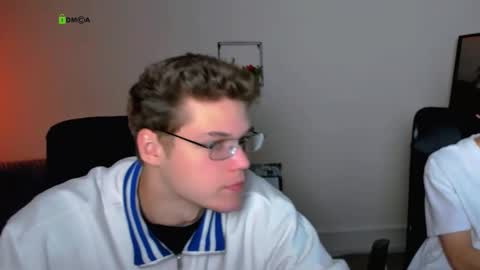 Snapshot of karl_mans chatting on September 2025 08:14:02 AM Karl online show from September 2025 08:14:02 AM