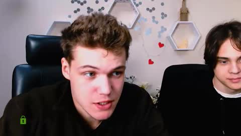 Snapshot of karl_mans chatting on October 2025 08:35:01 AM Karl online show from October 2025 08:35:01 AM