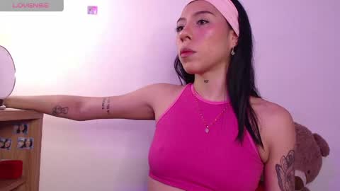 Snapshot of karla0524 chatting on March 2026 01:06:02 AM KARLA online show from March 2026 01:06:02 AM