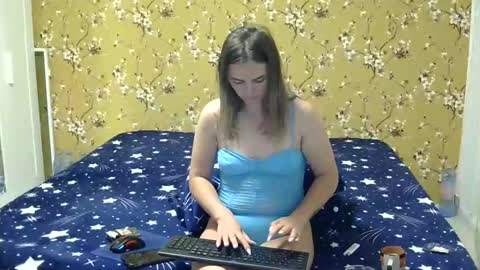 Karla online show from September 2025 02:44:01 AM