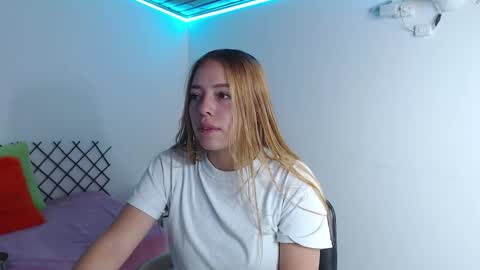 Karla online show from September 2025 01:25:02 PM