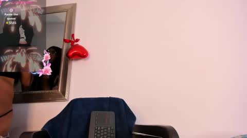 DIOR  online show from October 2025 07:12:02 PM