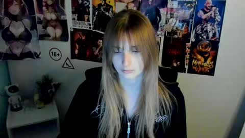 Karla online show from October 2025 12:16:02 PM