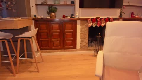 Snapshot of karla_hotwife chatting on January 2025 04:43:02 PM Carla Connor online show from January 2025 04:43:02 PM