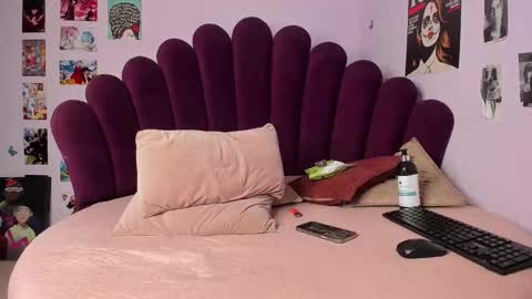 karen online show from September 2025 08:29:02 AM