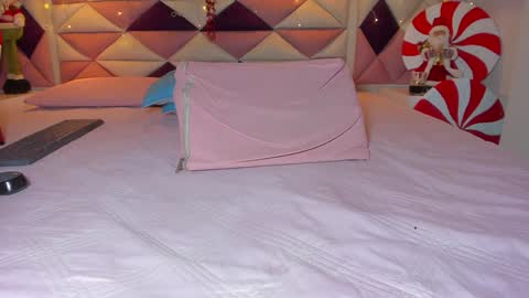 Snapshot of karla_wonderful chatting on December 2024 09:31:01 AM karolina online show from December 2024 09:31:01 AM