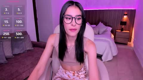 Snapshot of karlaa_james chatting on September 2025 11:21:02 AM Karlaa online show from September 2025 11:21:02 AM