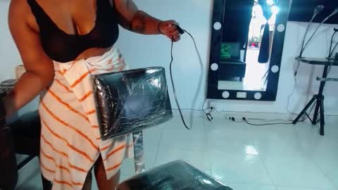 Snapshot of karlaluann chatting on October 2025 11:55:02 AM karlaluann online show from October 2025 11:55:02 AM