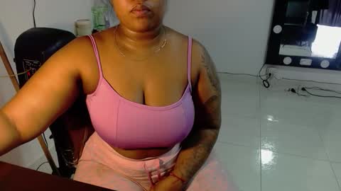 Snapshot of karlaluann chatting on November 2025 02:49:02 PM karlaluann online show from November 2025 02:49:02 PM