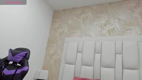 karllhil online show from March 2025 11:32:01 AM