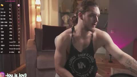 Karlos and Louis online show from September 2025 04:01:02 AM