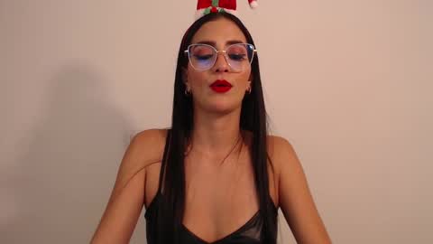 Snapshot of karlota_hank chatting on December 2024 01:06:01 AM Karlis online show from December 2024 01:06:01 AM