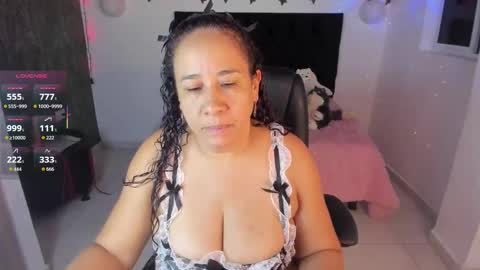 Snapshot of karly_closson chatting on October 2025 03:26:01 AM Karly online show from October 2025 03:26:01 AM