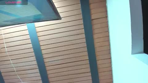 Karly Moonns online show from November 2025 02:54:01 PM