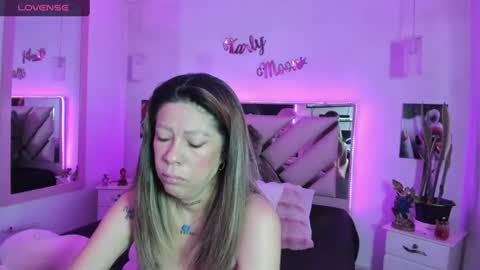 Snapshot of karly_moonn chatting on July 2026 10:21:02 AM Karly Moonns online show from July 2026 10:21:02 AM