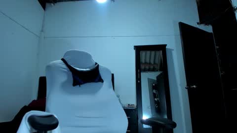 karly. online show from October 2025 03:23:02 AM