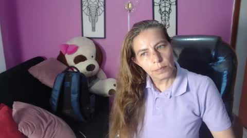 KARLYE online show from October 2025 01:49:01 AM