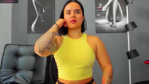   online show from October 2025 04:15:02 PM