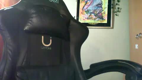 Snapshot of karol0022 chatting on May 2026 03:17:01 PM karol0022 online show from May 2026 03:17:01 PM