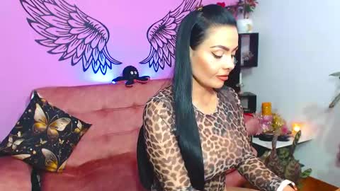 Karol Kenedy online show from January 2025 05:30:01 AM