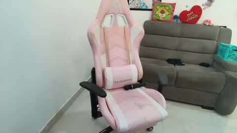    online show from March 2025 02:48:01 PM