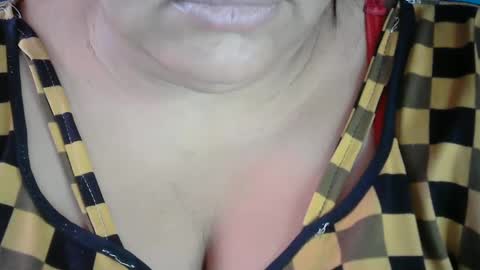 karolbb online show from March 2025 02:23:02 PM