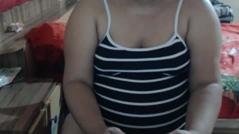 Snapshot of karolbb21 chatting on April 2026 11:23:02 AM karolbb21 online show from April 2026 11:23:02 AM