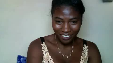 karoliee online show from April 2026 07:44:02 AM