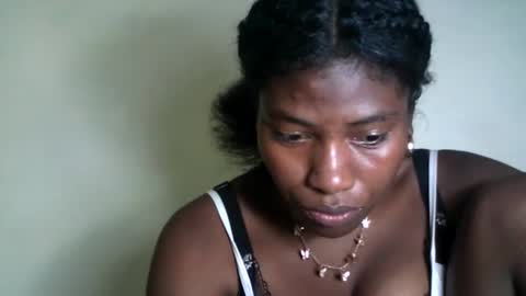 karoliee online show from April 2026 07:29:02 PM