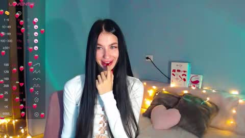 Snapshot of karolina_hottie_ chatting on September 2025 02:44:01 AM Kira online show from September 2025 02:44:01 AM